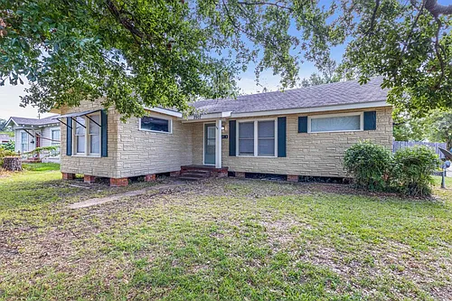2907 Common St Photo 1
