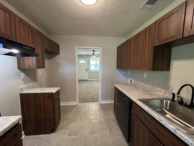 2985 Waynoka Ave — Photo 4