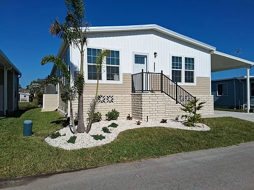 5647 Blue Harbor Dr #335 Photo 1