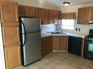 76 Grey Fox Ct, Grand Blanc, MI 48439