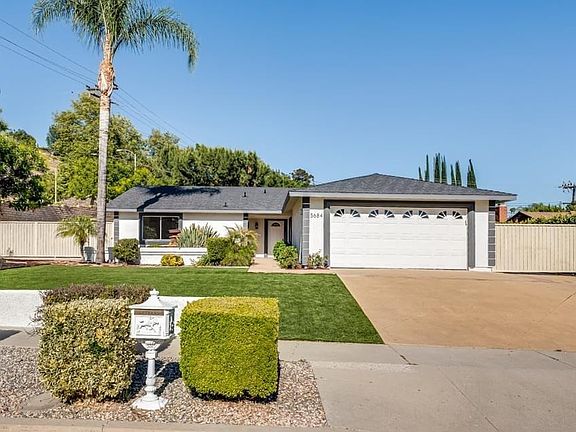 2 RV Access areas. Great for boats, RV's and Jet-ski's!