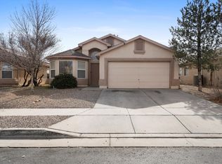 10008 Garden Gate Ln SW, Albuquerque, NM 87121