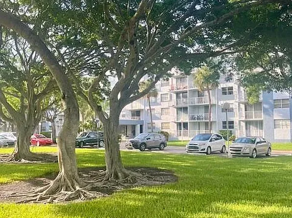 500 Executive Center Dr, West Palm Beach, FL 33401