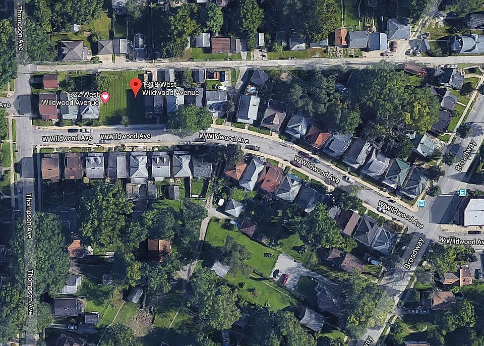 2nd image of 1318 W Wildwood Ave