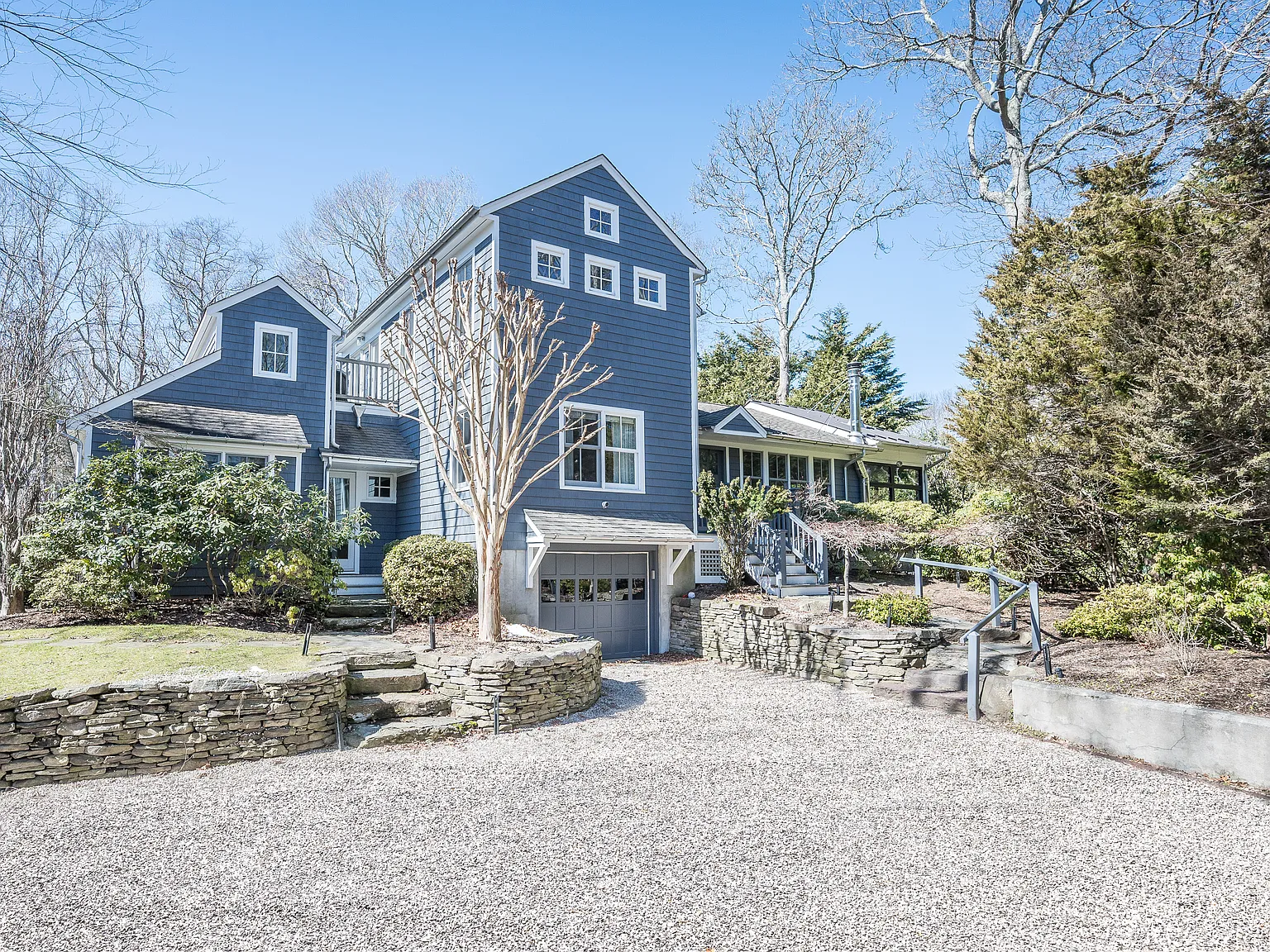 Perfection in Barnes Landing — Photo 1