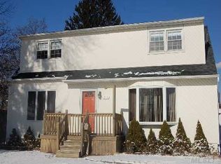 203 Columbus Ave, West Babylon, NY 11704