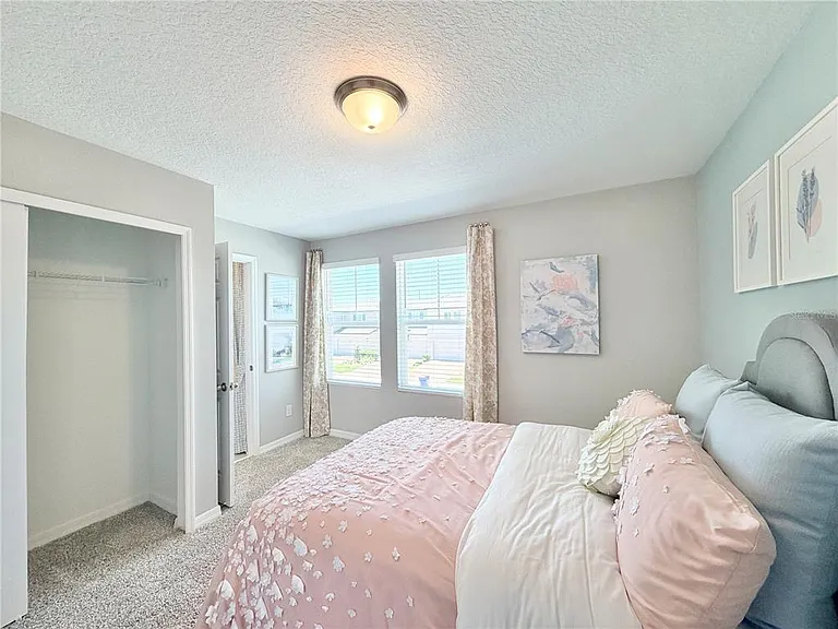 4536 Burrowing Owl Loop — Photo 36