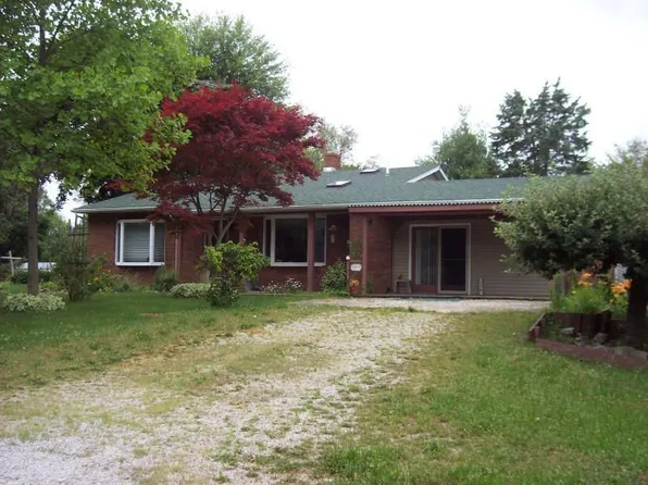 114 Emerson St, Waldron, MI 49288