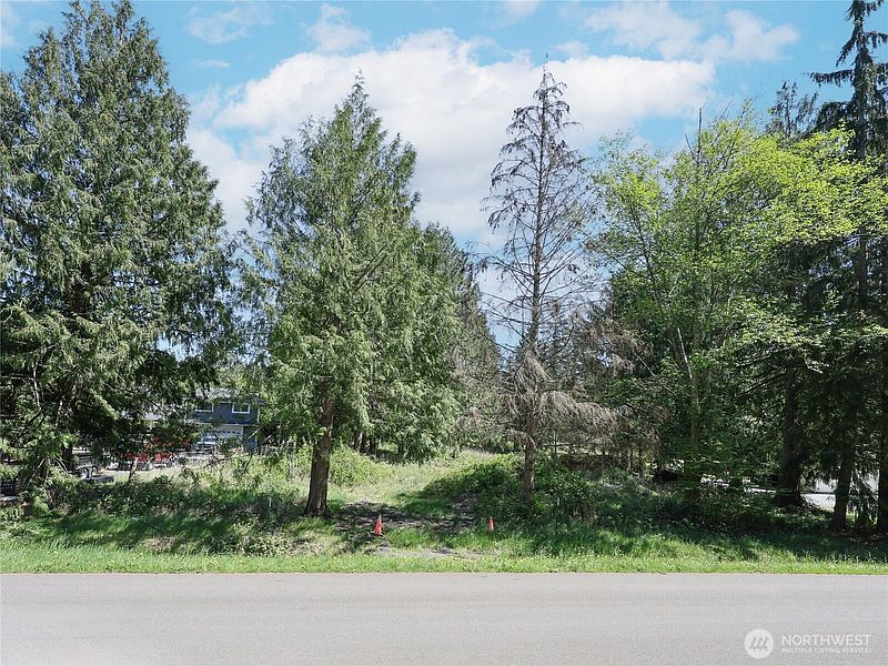 4th image of 13821 30th Avenue NW