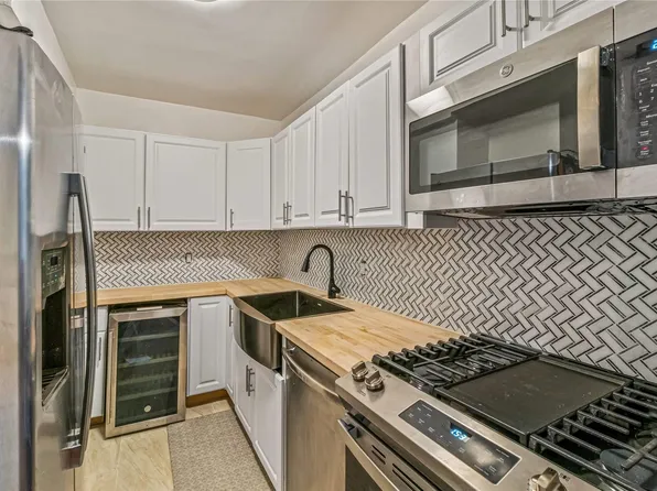 89-15 Parsons Boulevard #3A, Jamaica, NY 11432