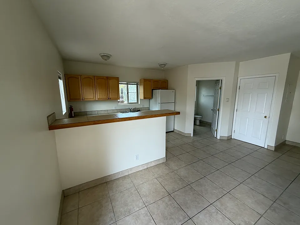 717 Camino Porvenir #A