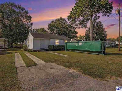 307 E Lloyd St, Mullins, SC, 29574