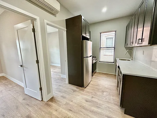 Rented by Amorelli Realty | media 4