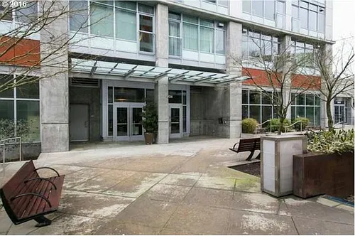 1926 W Burnside #508 Photo 1
