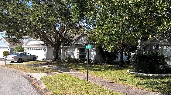 3rd image of 3683 Idle Hour Dr