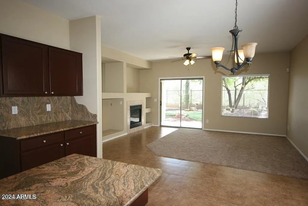 4 bed, 2.5 bath, 2139 sqft, $2,395 — Photo 3