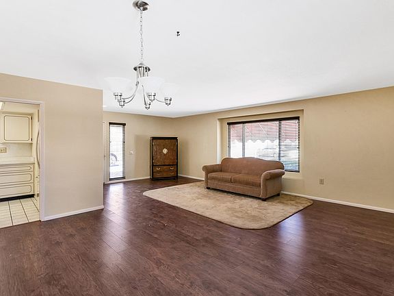 3rd image of 9206 W Briarwood Cir N