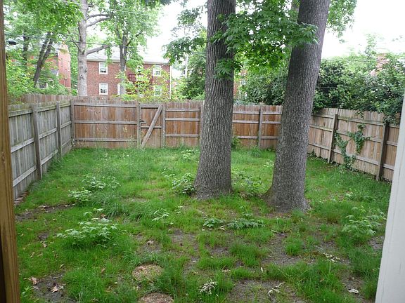 3rd image of 4002 Wythe Ave APT A