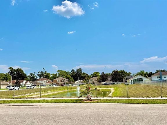 5th image of 152 GOLFSIDE CIRCLE