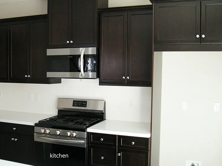 4844 Holden Dr — Photo 5