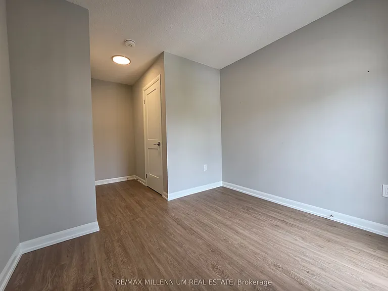 708 Woolwich St #103 — Photo 21