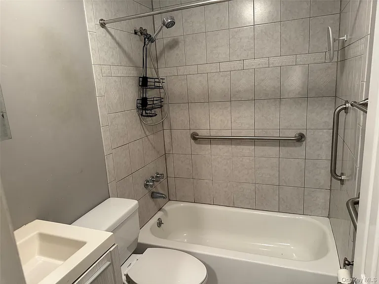 5 Laramie Ct #5 — Photo 12