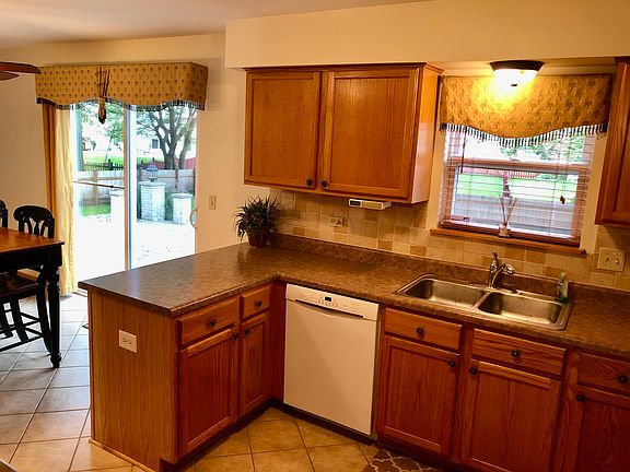4th image of 2059 Winding Lakes Dr