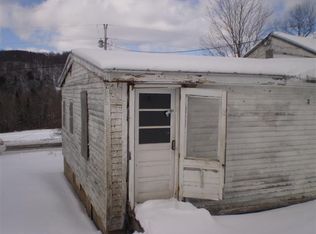 252 Bobbinshop Rd, Chelsea, VT 05038
