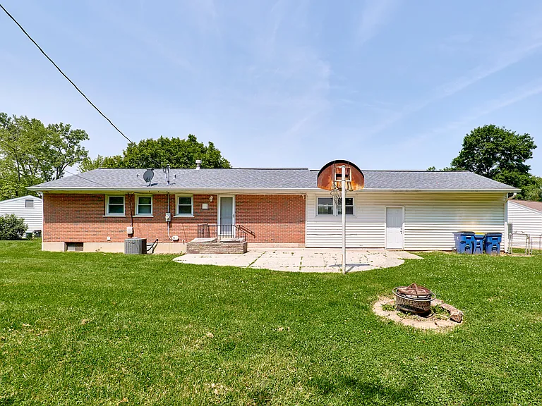 10900 Saint Boniface Ln — Photo 25