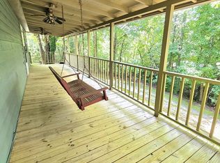 91 Old Hollow Rd, Blue Ridge, GA 30513