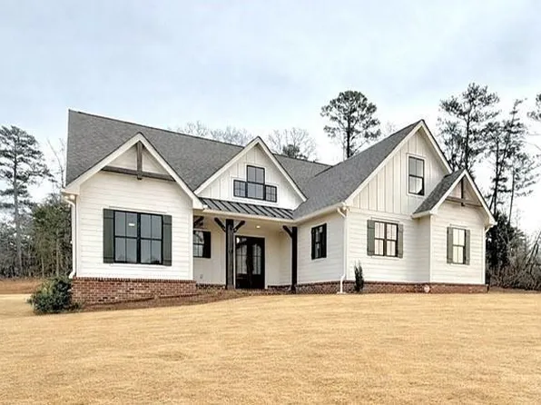 122 Palisade Dr, Rydal, GA 30171