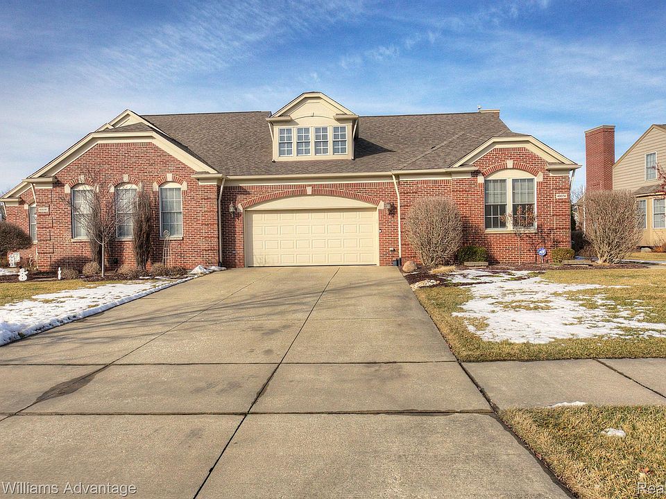 1st image of 49074 Rainbow Ln N