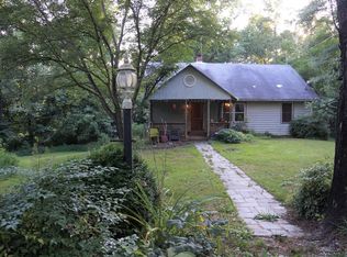 385 Gunter Hollow Ln, Roseland, VA 22967