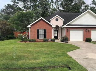 40033 Emerald Dr #B, Ponchatoula, LA 70454