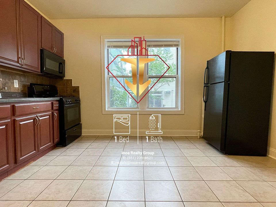 2nd image of 733 Avenue A APT 4