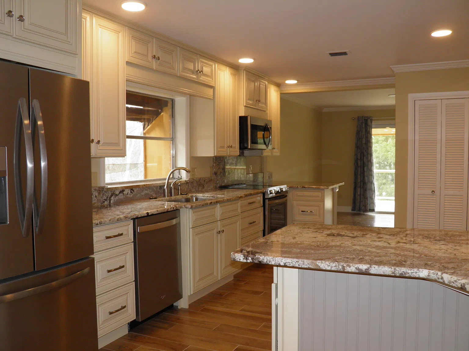 2 bed, 1550 sqft, $2,000 — Photo 4
