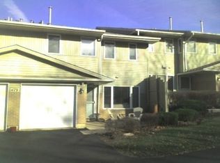 479 River Bend Rd UNIT 107, Naperville, IL 60540