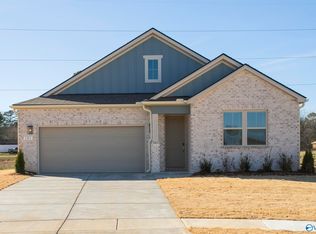 101 Cavern Ct, Huntsville, AL 35811