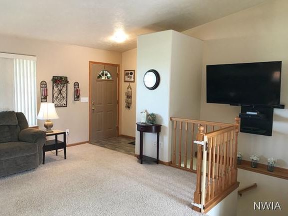 3rd image of 1804 Depaul Ave