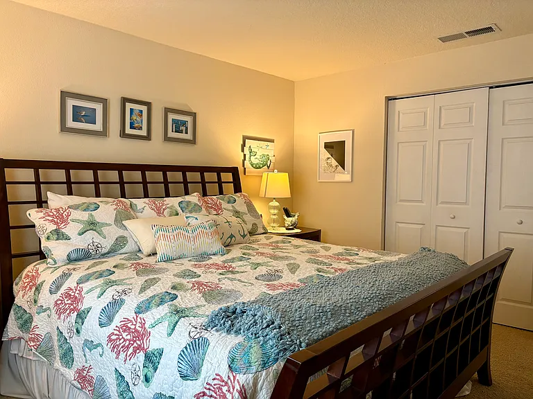 5184 Beach Dr SE #D — Photo 15