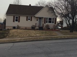 152 N Whitfield St, Nazareth, PA