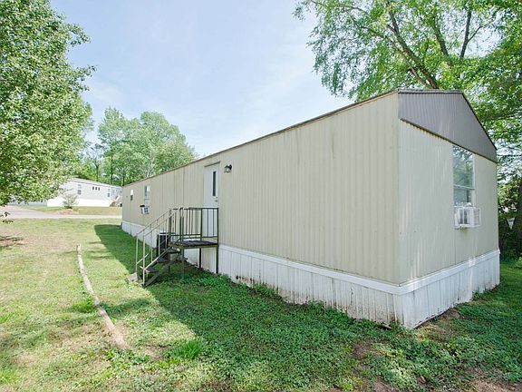 5th image of 221 Gemini Dr #221