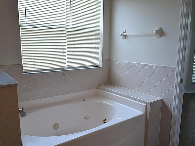 4222 Balington Dr — Photo 29