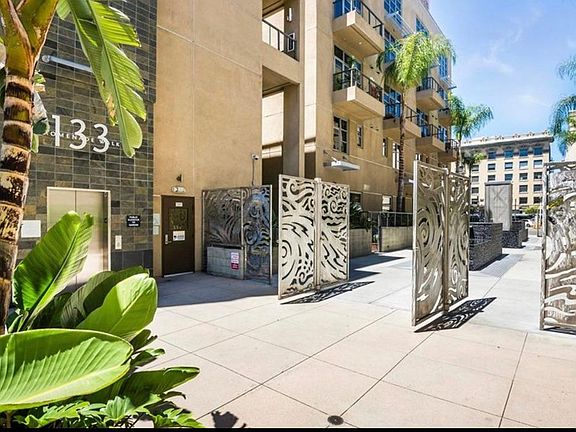 2nd image of 133 The Promenade N Unit 416