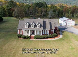 124 S Green Mountain Rd, Owens Cross Roads, AL 35763