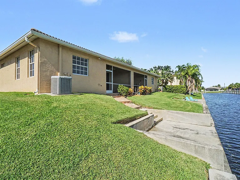 627 SW 47th Ter #627 — Photo 20