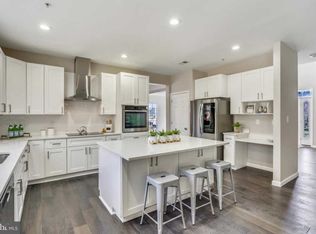 6807 Ashleys Crossing Ct, Temple Hills, MD 20748