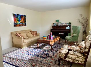 1398 Rose Garden Ln, Cupertino, CA 95014