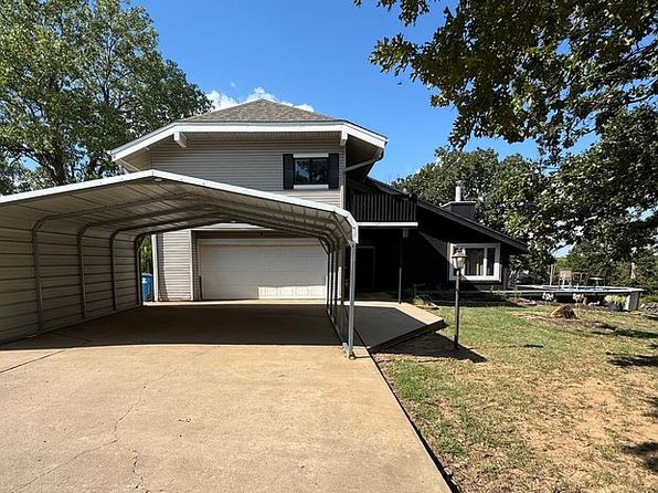 110 Woodland Way