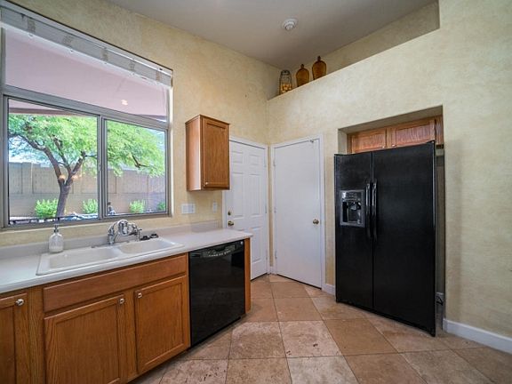 5th image of 40257 N Patriot Way
